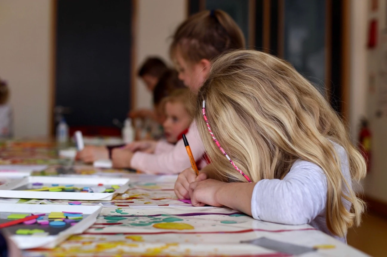 DoodleBox Art Class